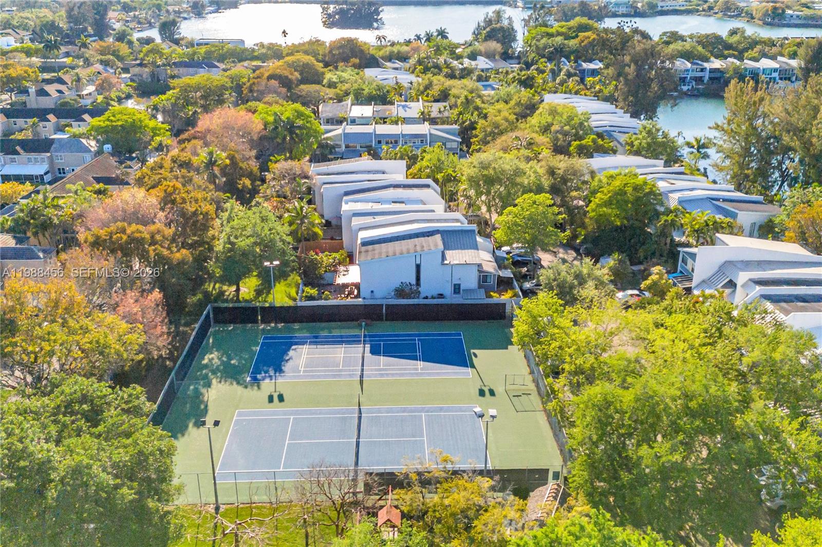 LAKERIDGE SEC 1 - Residential Lease