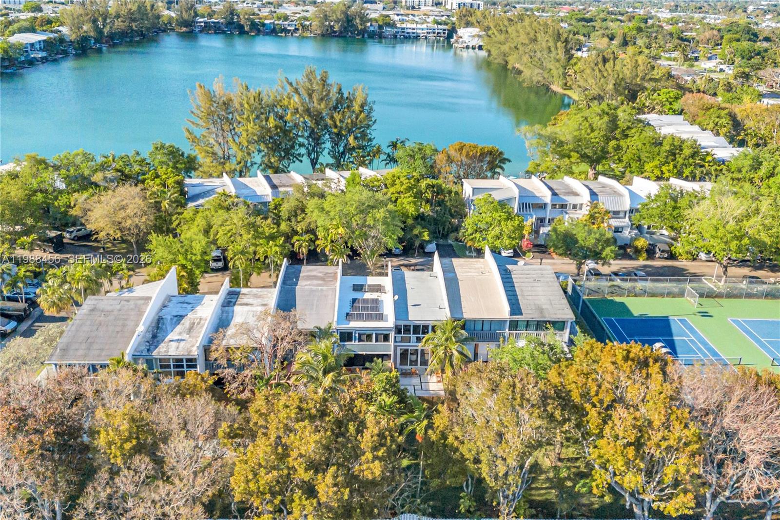 LAKERIDGE SEC 1 - Residential Lease