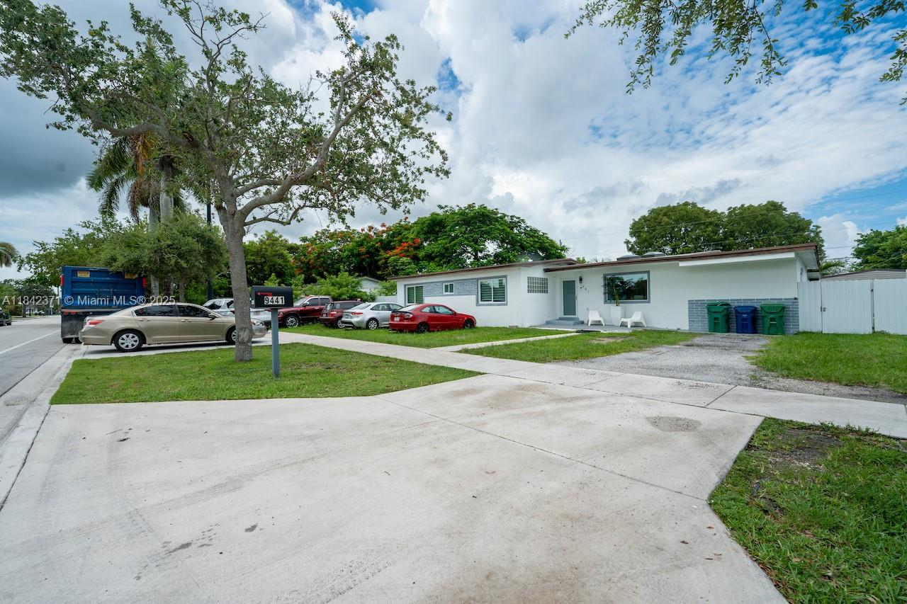 9441 Caribbean Blvd