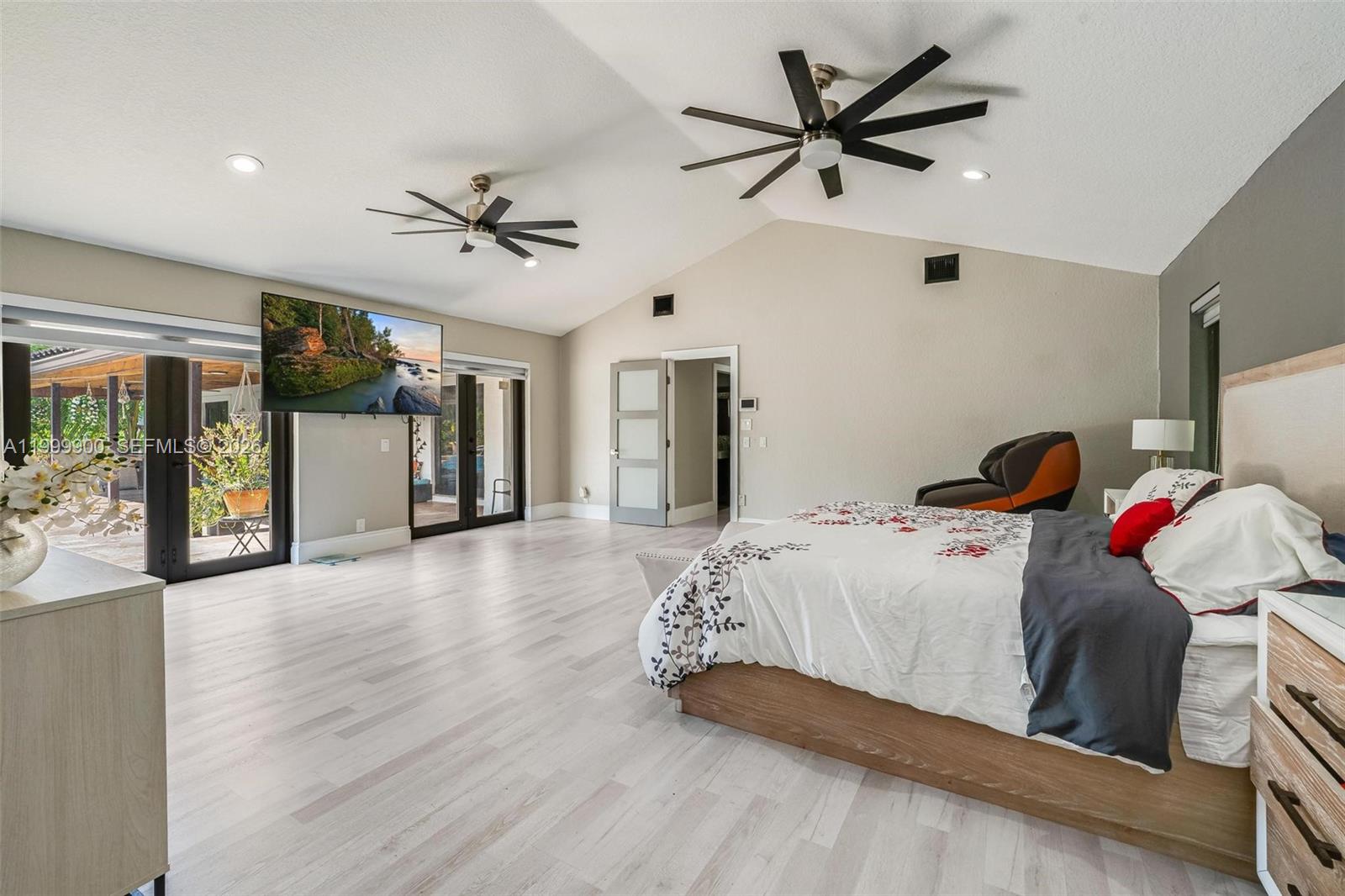 Pine Tree Estates - Residential