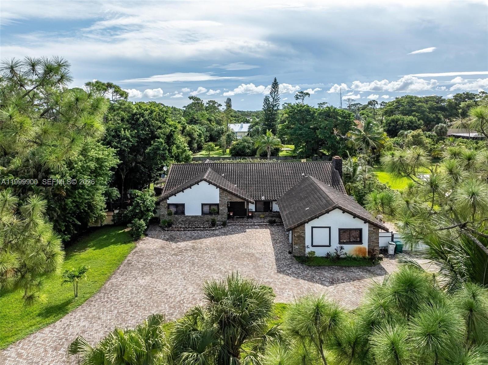 Pine Tree Estates - Residential