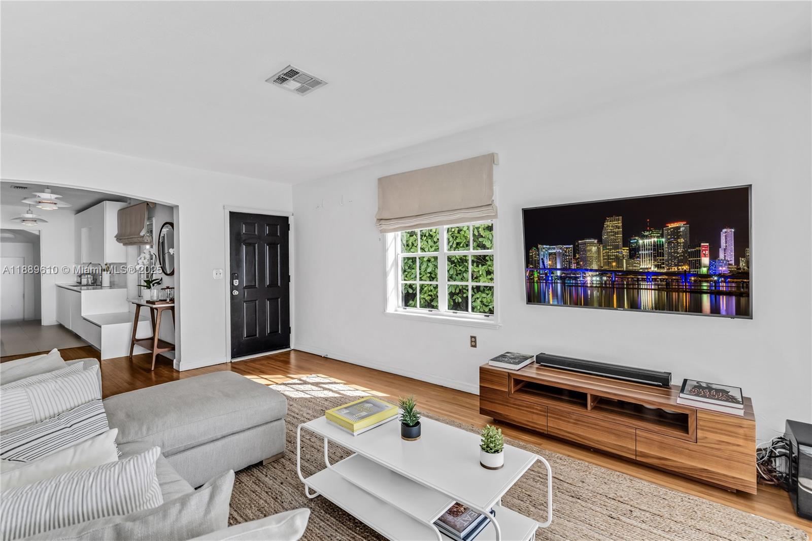 BELLE ISLE VILLAS - Residential