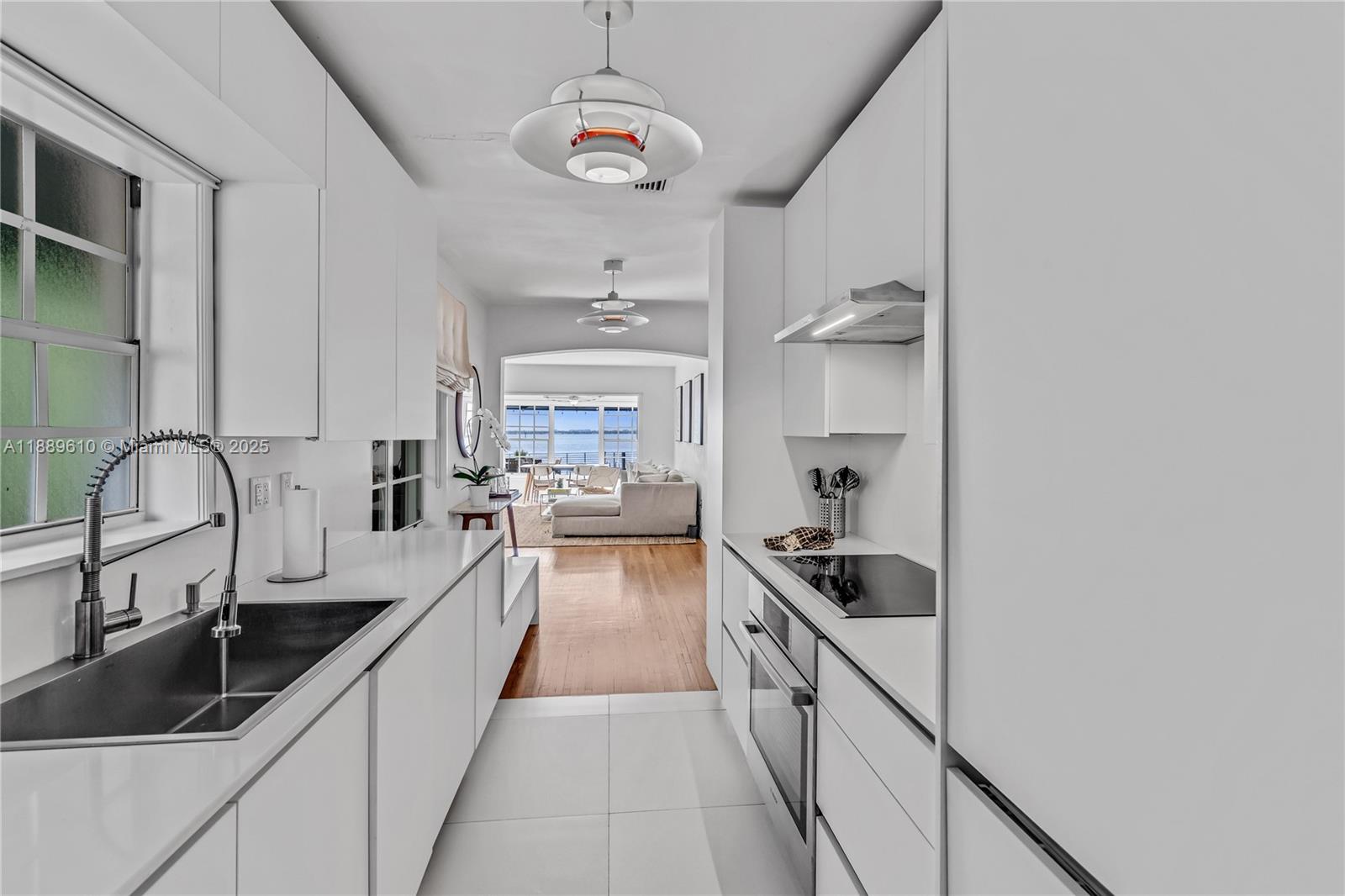 BELLE ISLE VILLAS - Residential