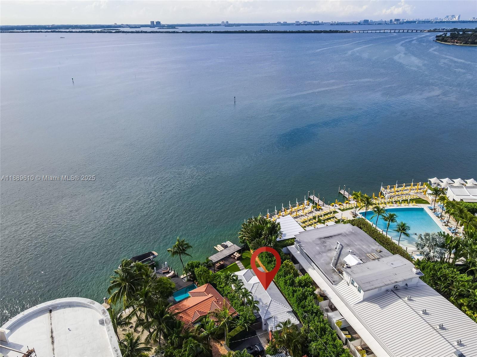 BELLE ISLE VILLAS - Residential