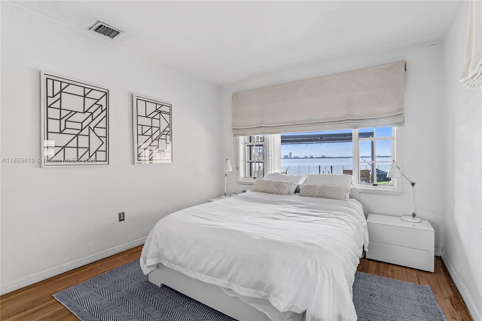 BELLE ISLE VILLAS - Residential