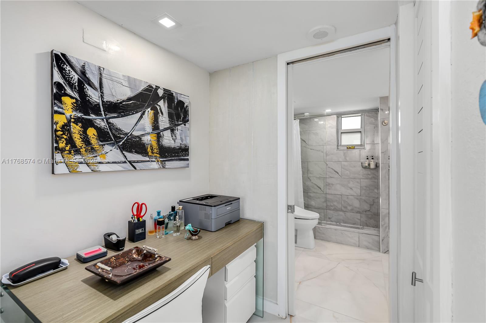 ROYAL ATLANTIC CONDO - Residential