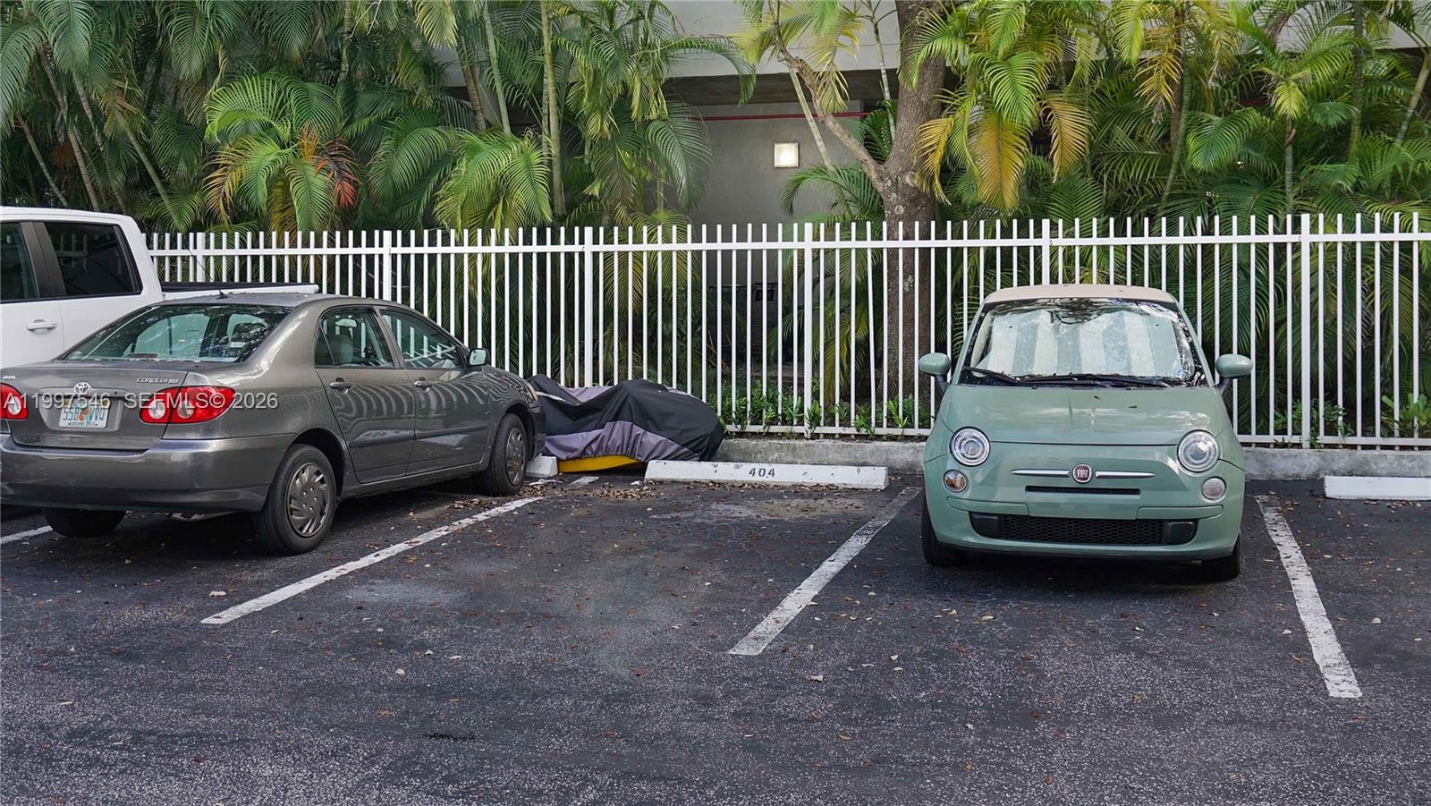 GOLDEN HOUSE CONDO - Residential Lease