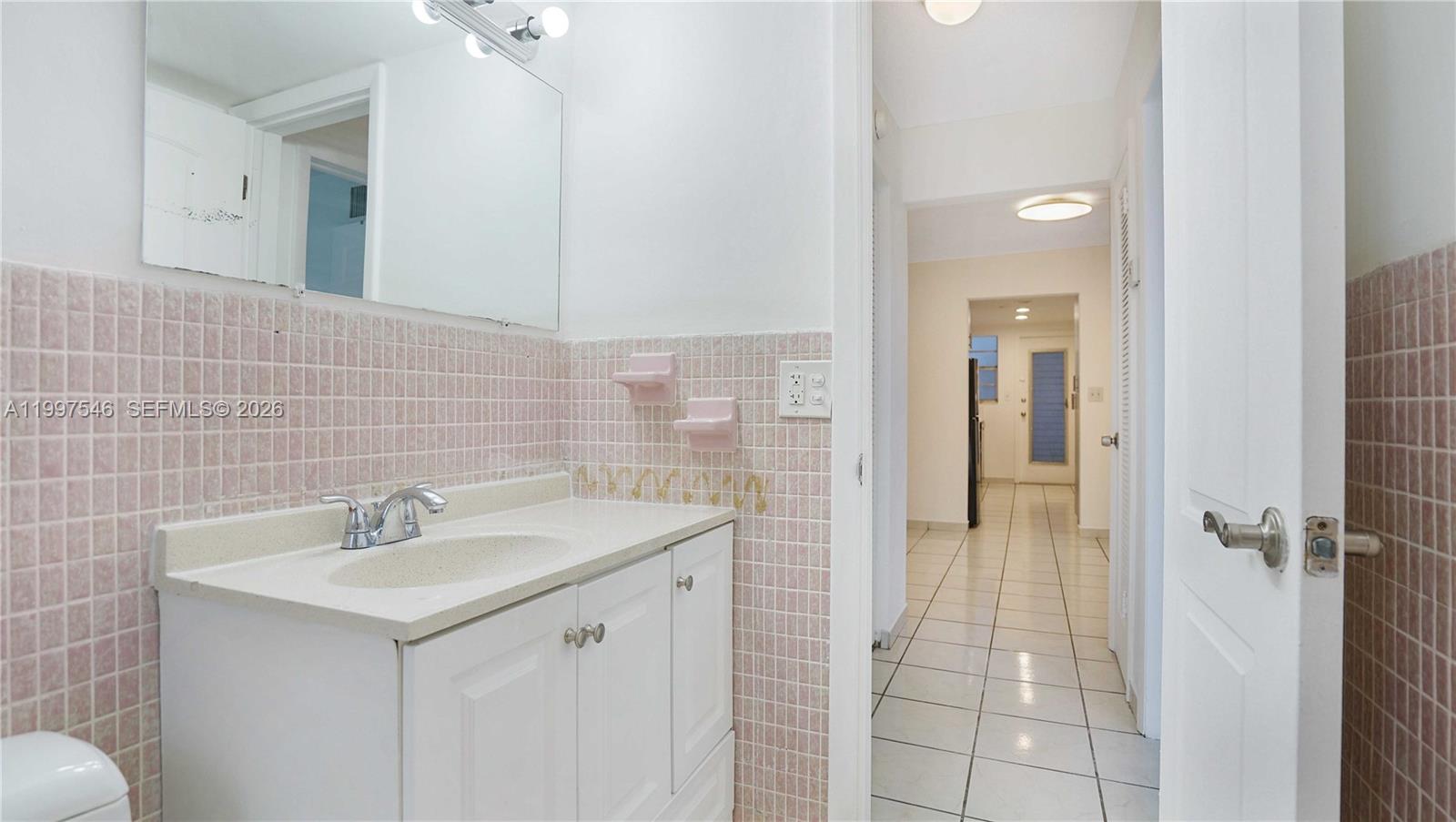 GOLDEN HOUSE CONDO - Residential Lease