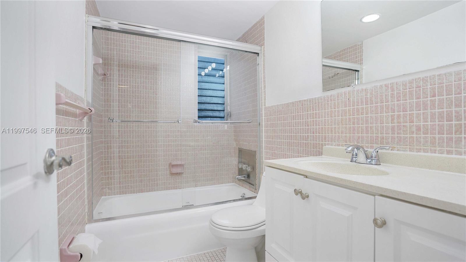 GOLDEN HOUSE CONDO - Residential Lease