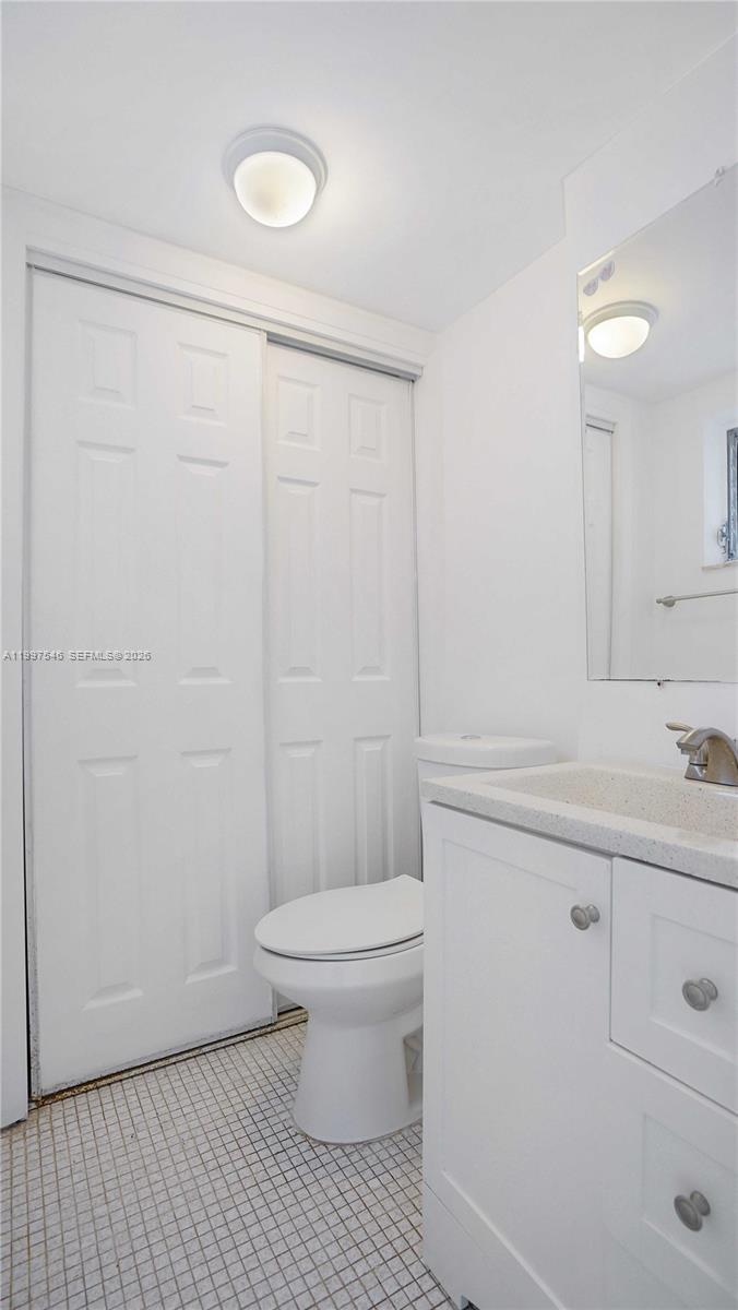 GOLDEN HOUSE CONDO - Residential Lease