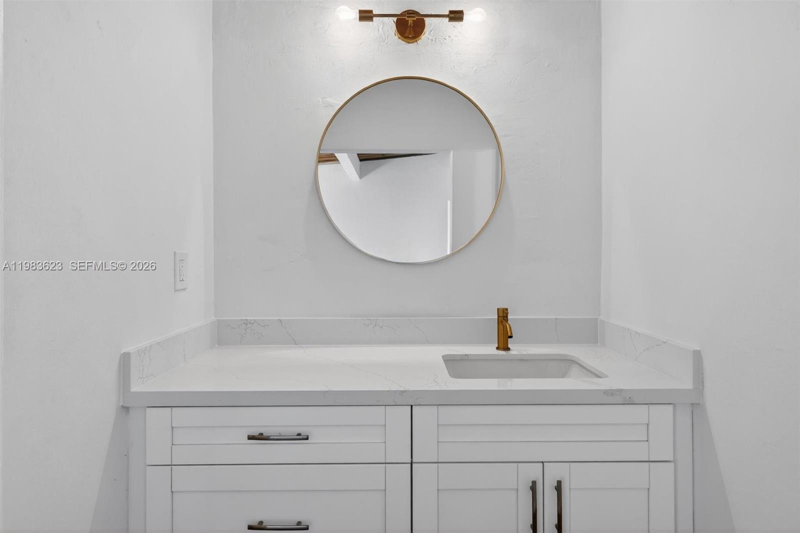 SUNSET PARK LAKE VILLAS S - Residential