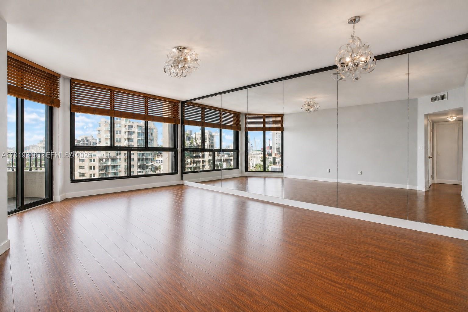 520 Brickell Key Dr A1113