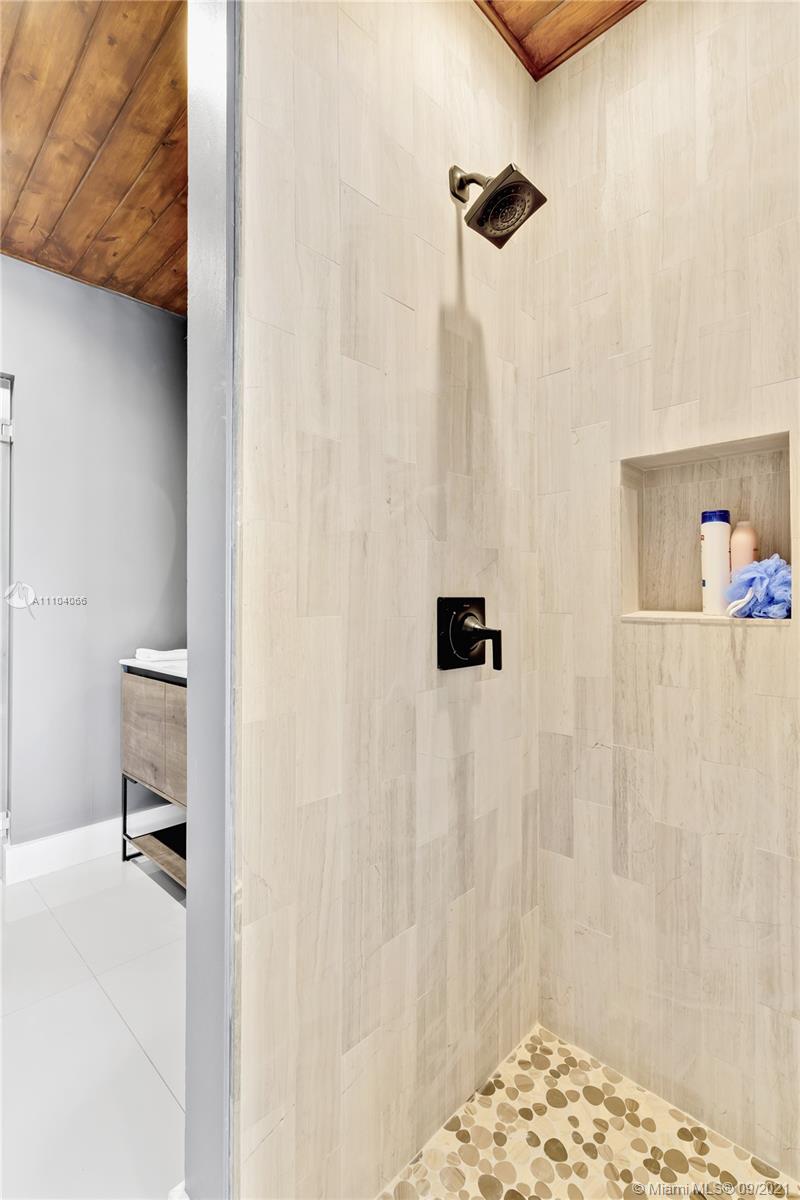 KEYSTONE ISLAND NO 2 - Residential