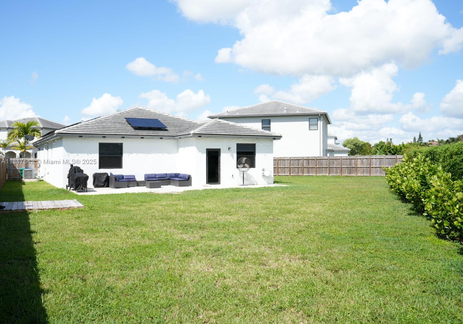 PINE ISLE - Residential