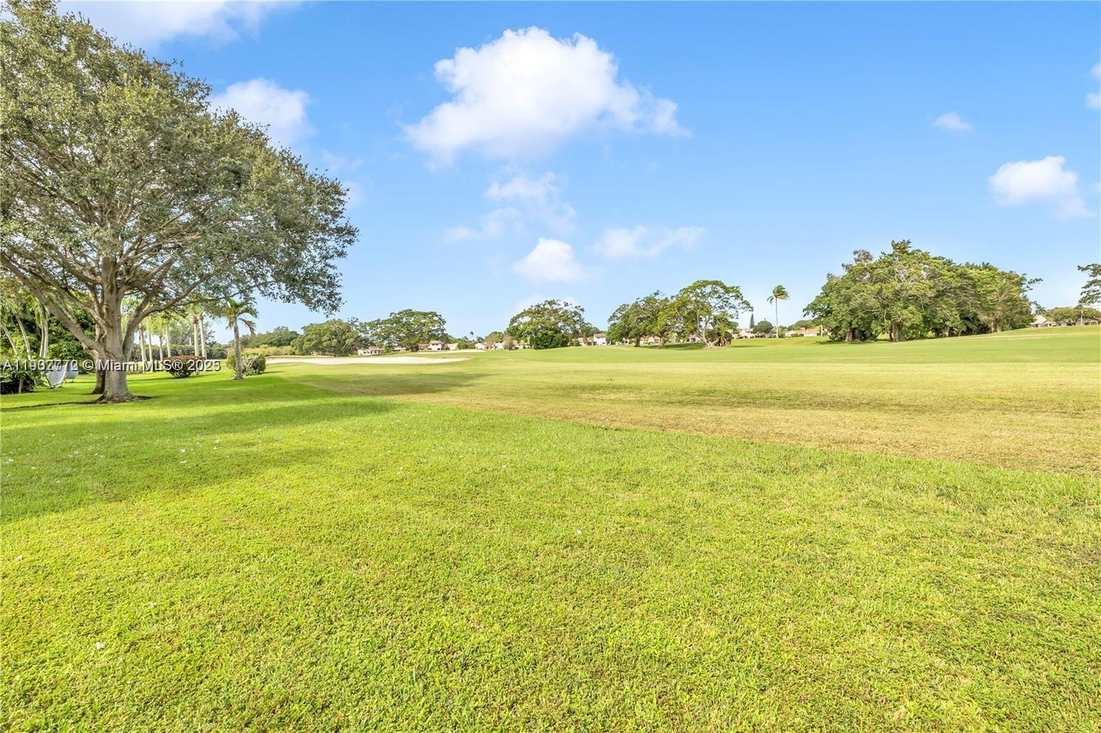 TOWNHOUSE VILLAGE AT BONAV - Residential Lease