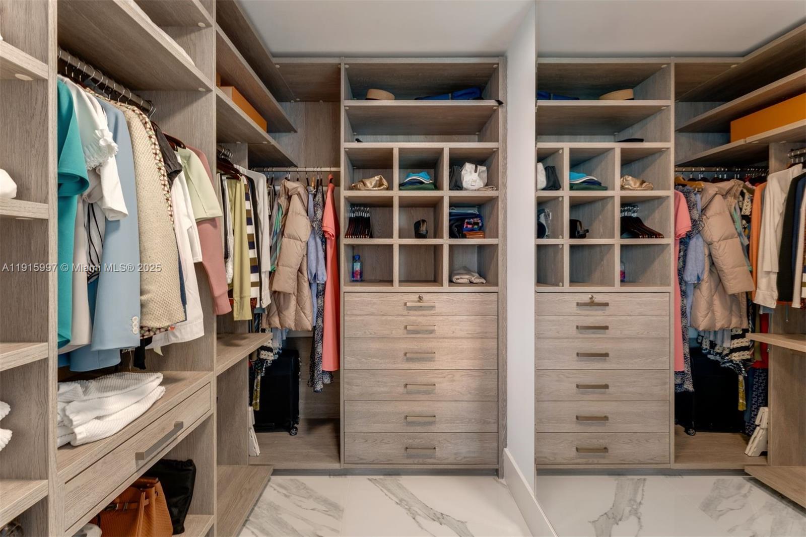 OCEANA BAL HARBOUR CONDO - Residential