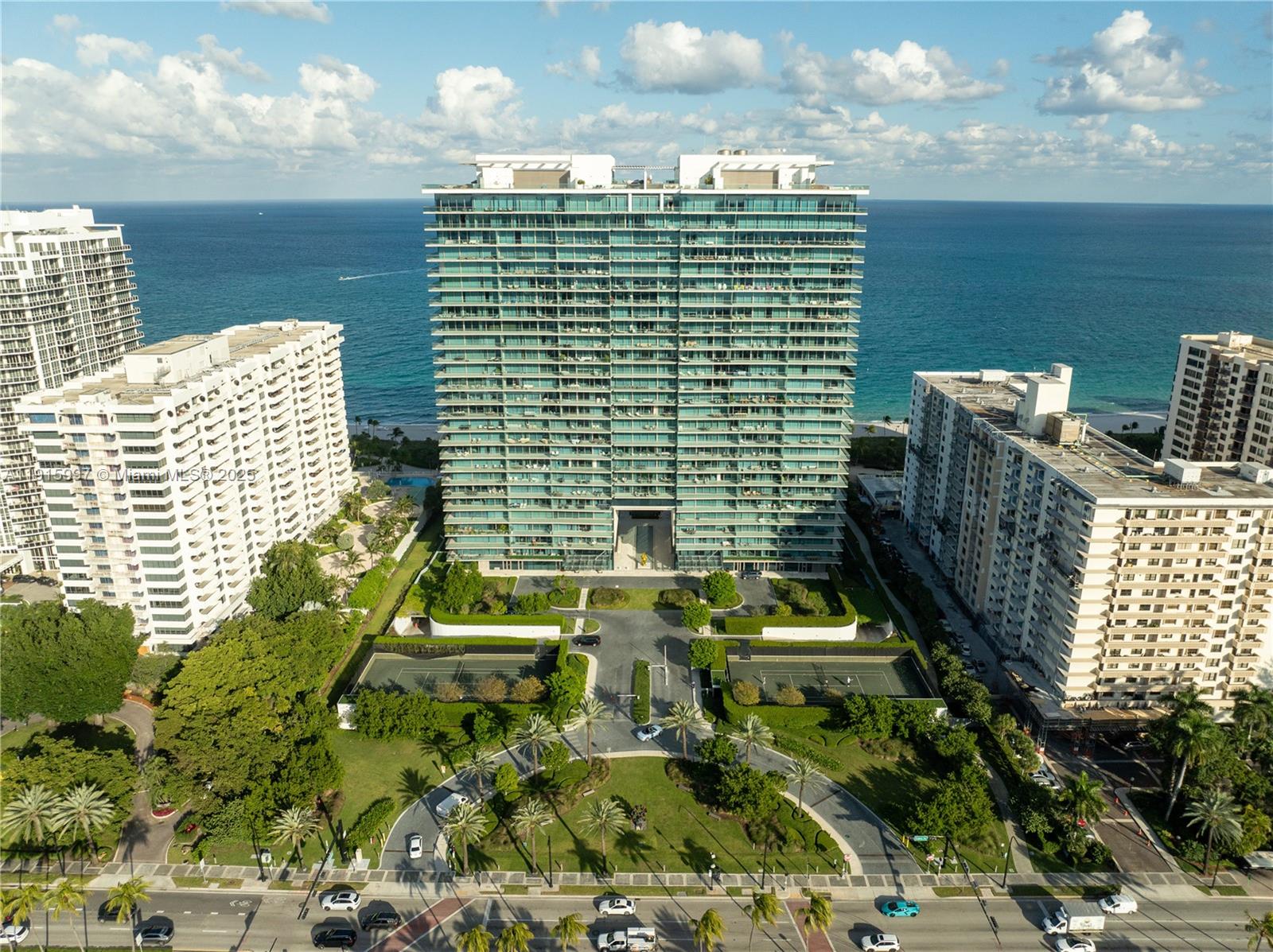 OCEANA BAL HARBOUR CONDO - Residential