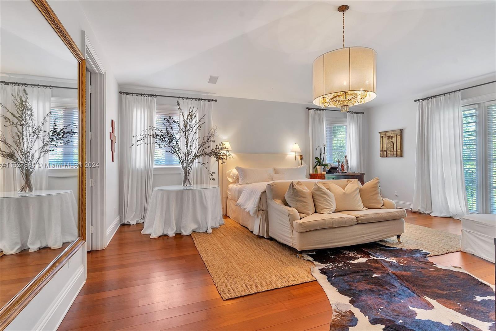 BISCAYNE KEY ESTATES - Residential