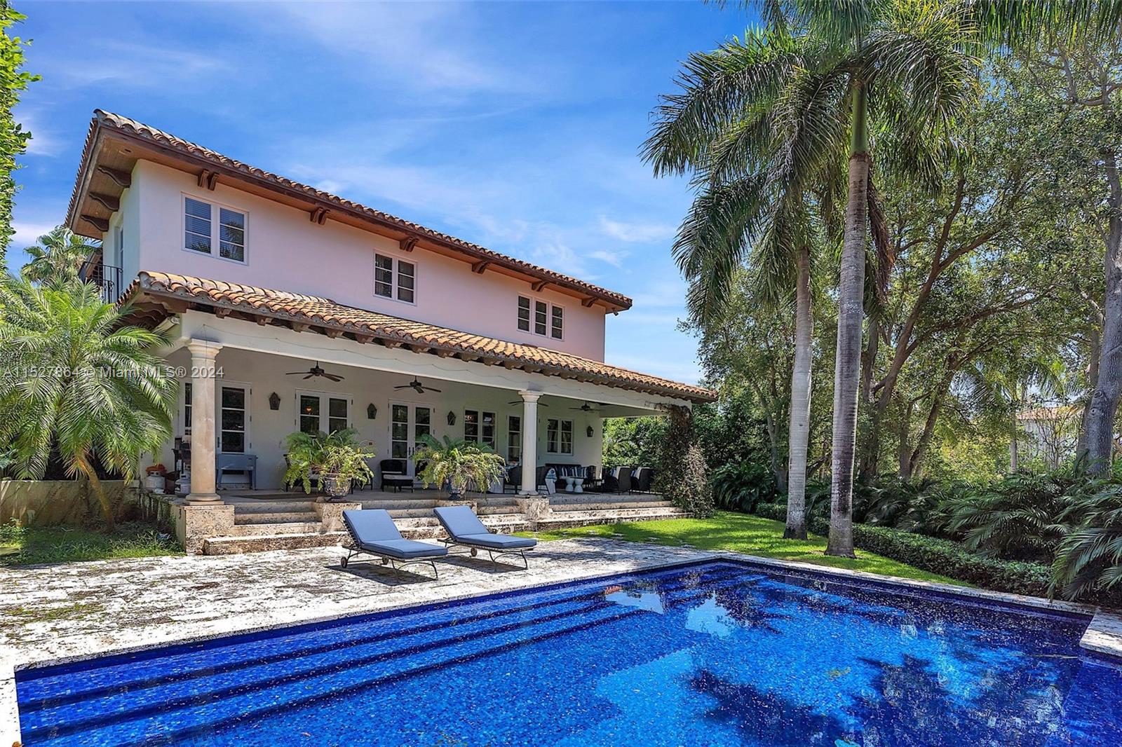 Property for Sale at 695 Harbor Dr, Key Biscayne, Miami-Dade County, Florida - Bedrooms: 6 
Bathrooms: 7  - $7,295,000