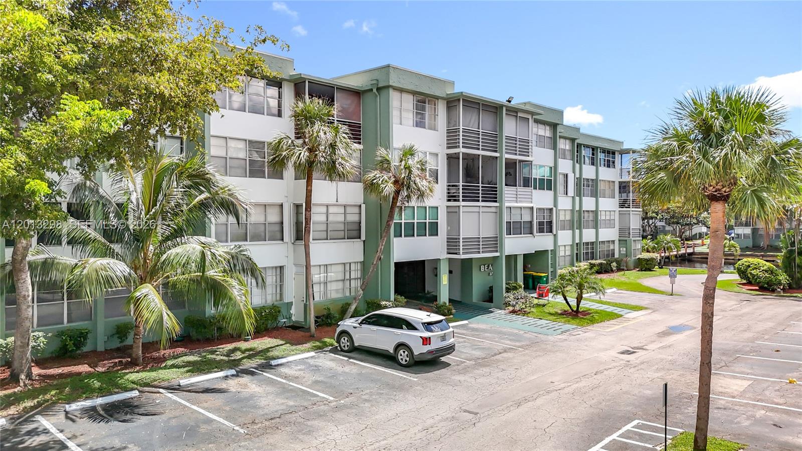 WATERGATE CONDOMINIUM NO - Residential