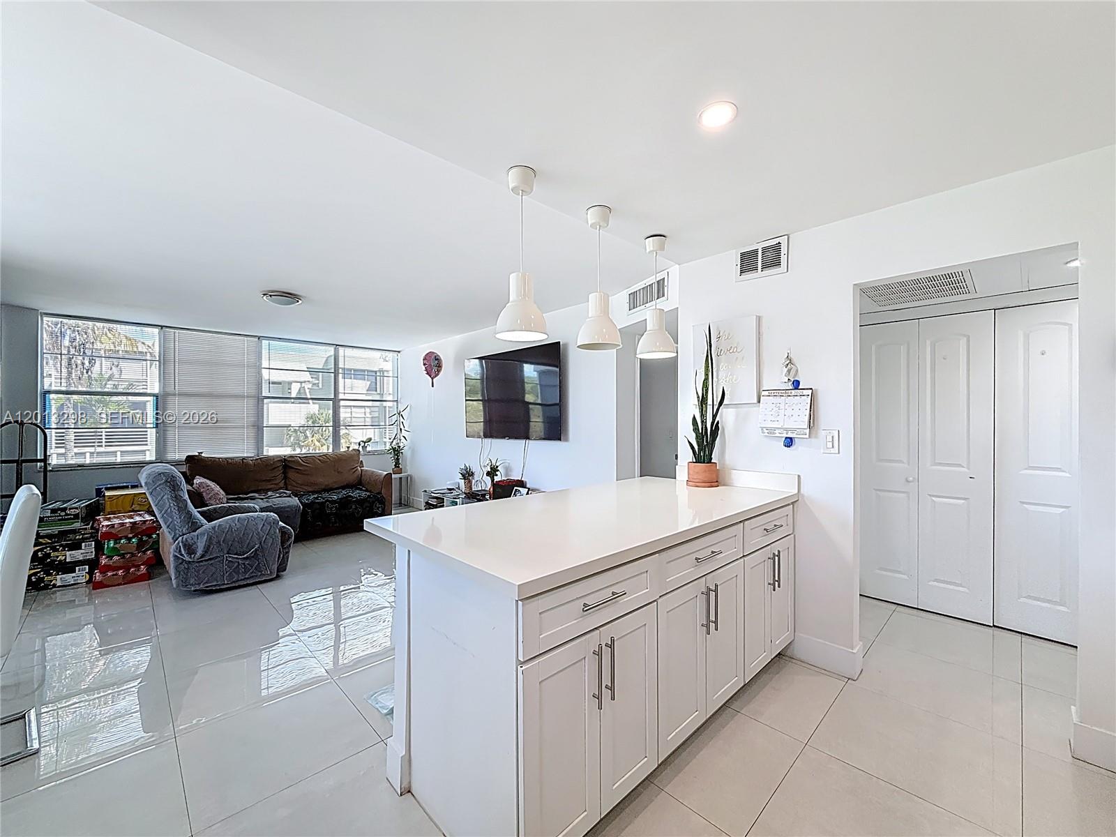 WATERGATE CONDOMINIUM NO - Residential