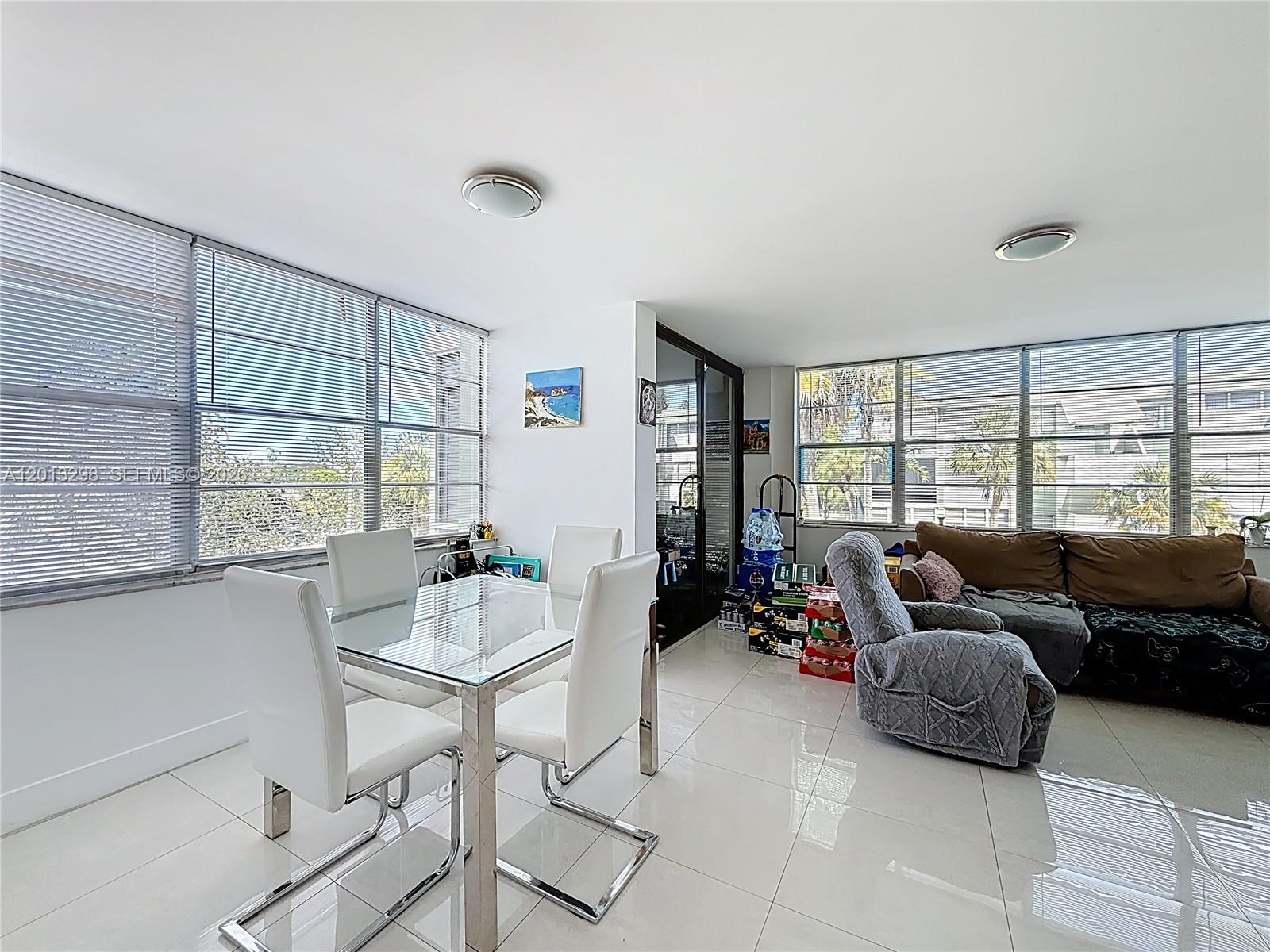 WATERGATE CONDOMINIUM NO - Residential