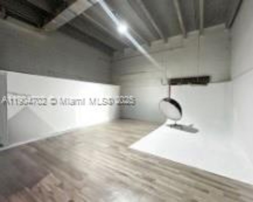 Photo of 7760 W 20th Ave #18, Hialeah, FL 33016 (MLS # A11904702)