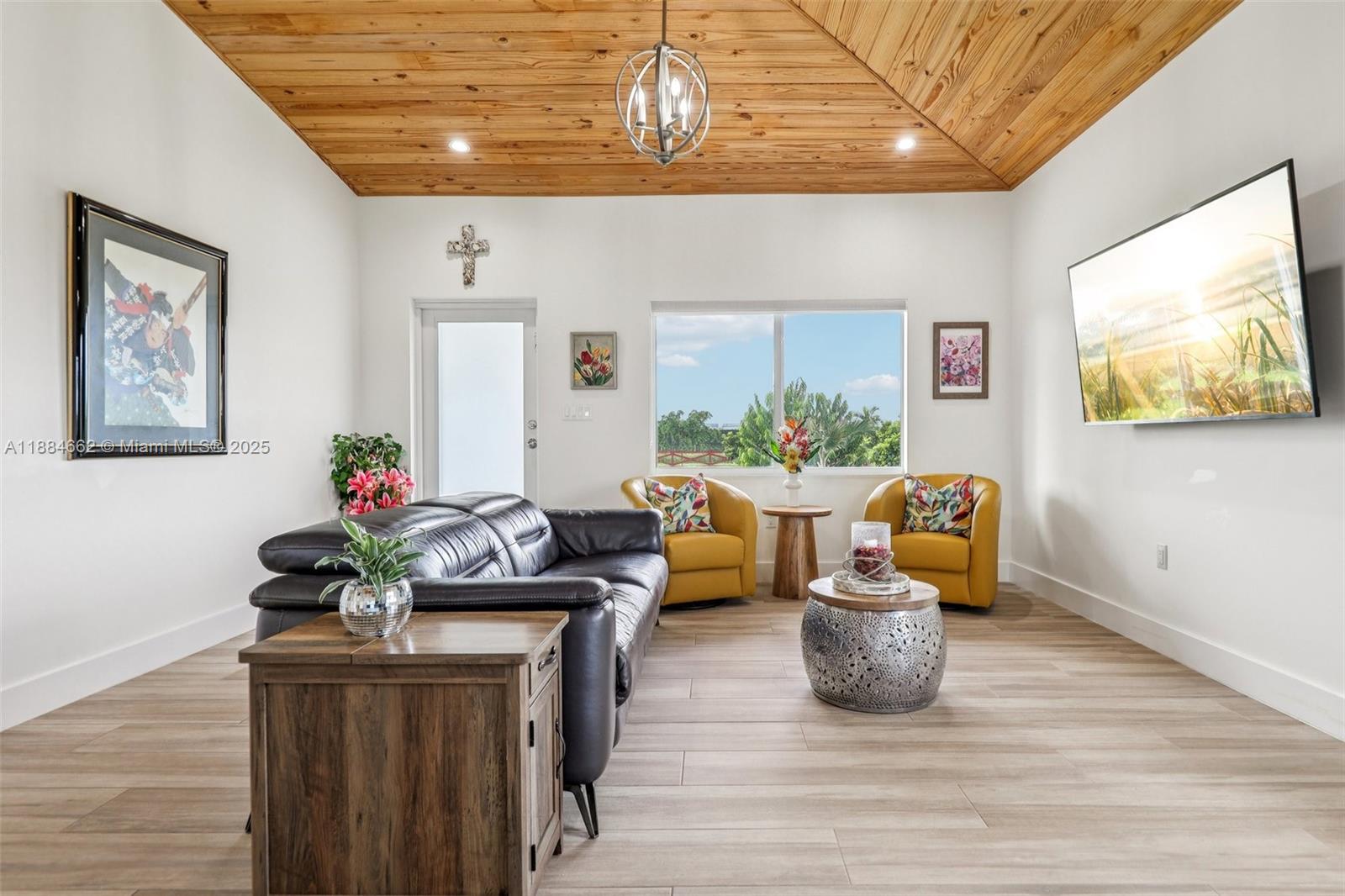 Coconut Palm Estate Un B - Residential