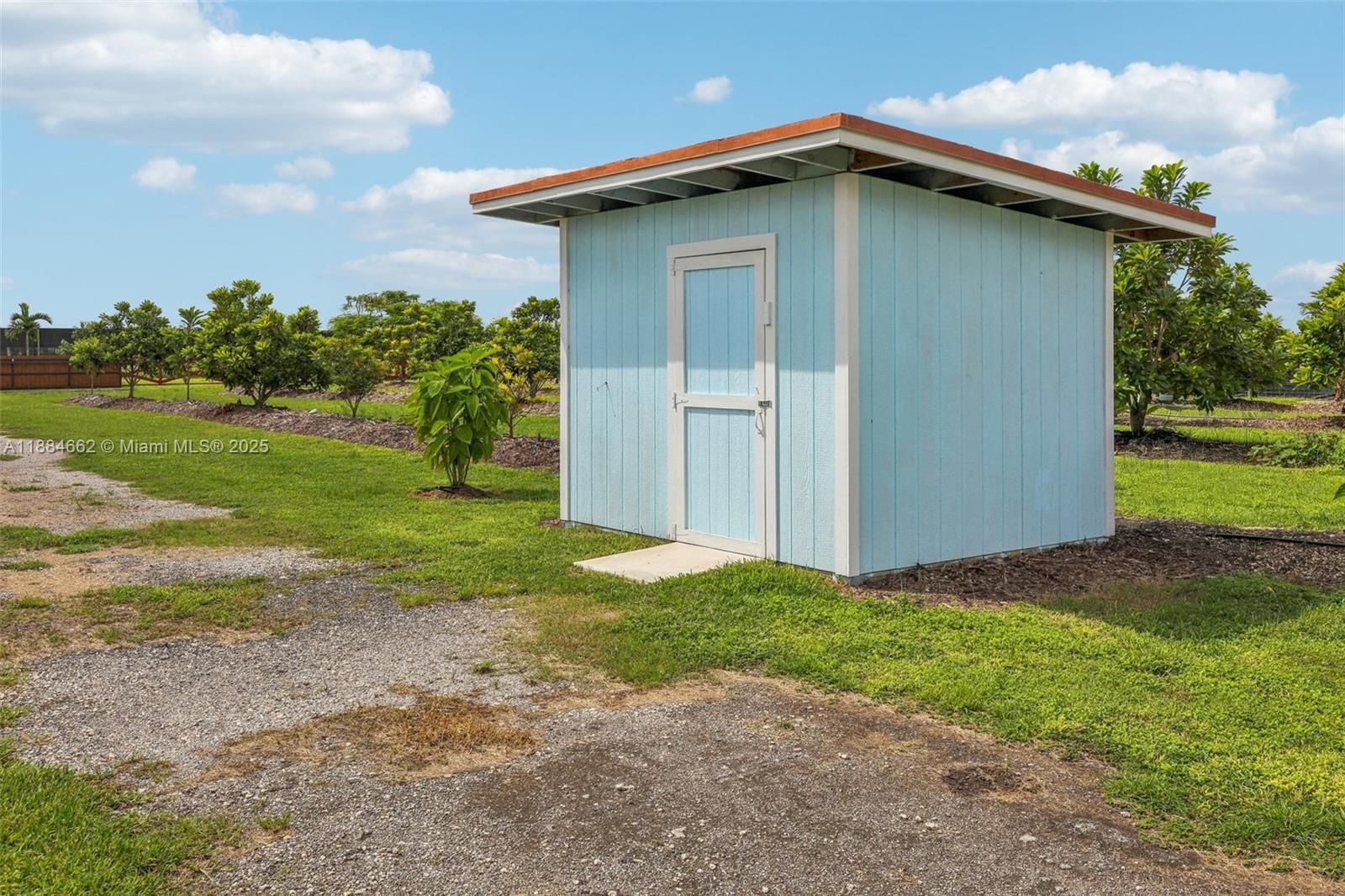 Coconut Palm Estate Un B - Residential