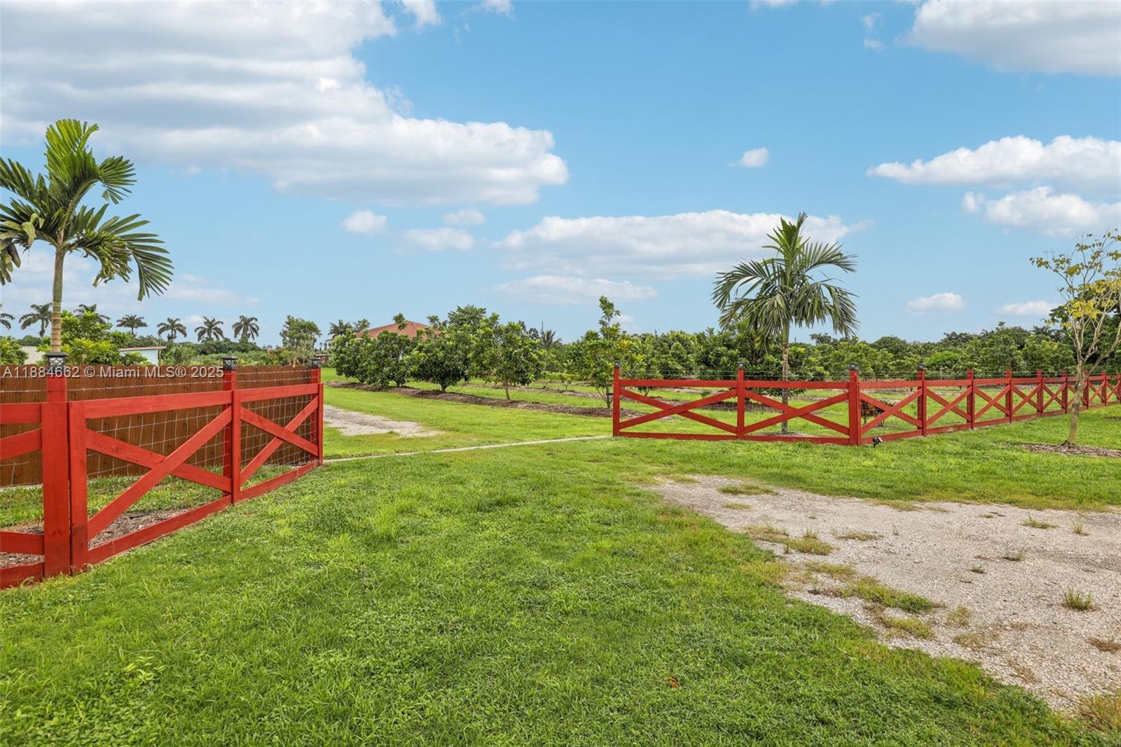 Coconut Palm Estate Un B - Residential