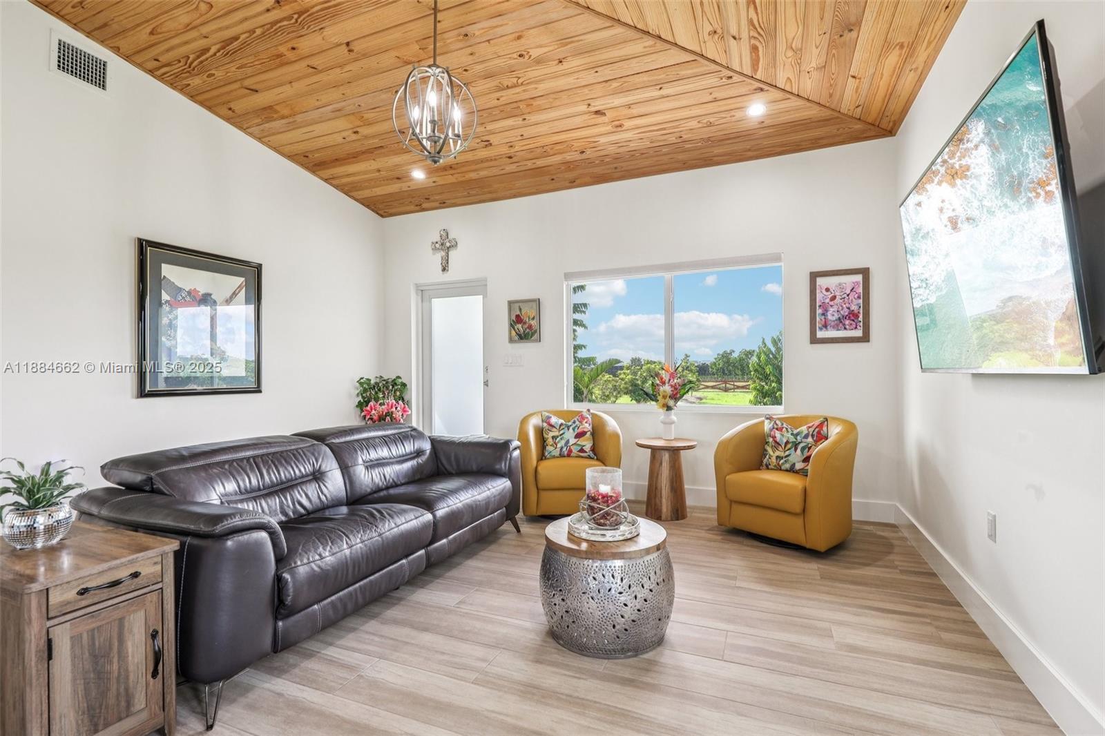 Coconut Palm Estate Un B - Residential
