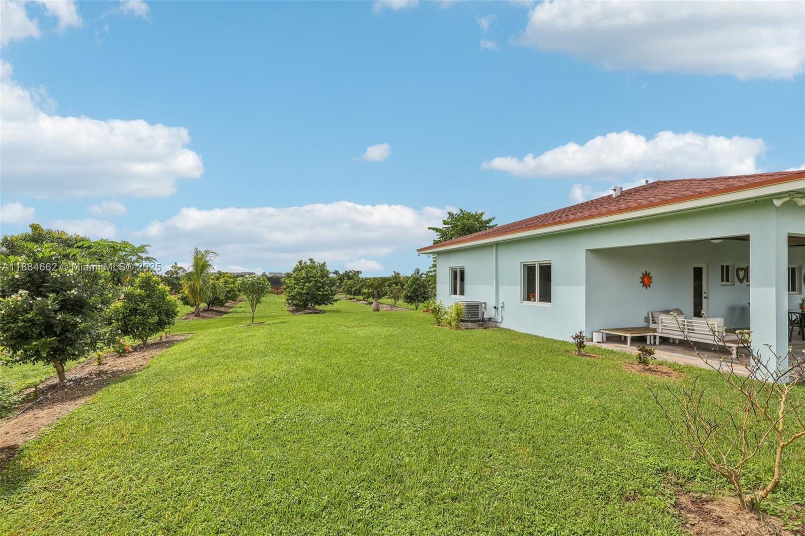 Coconut Palm Estate Un B - Residential