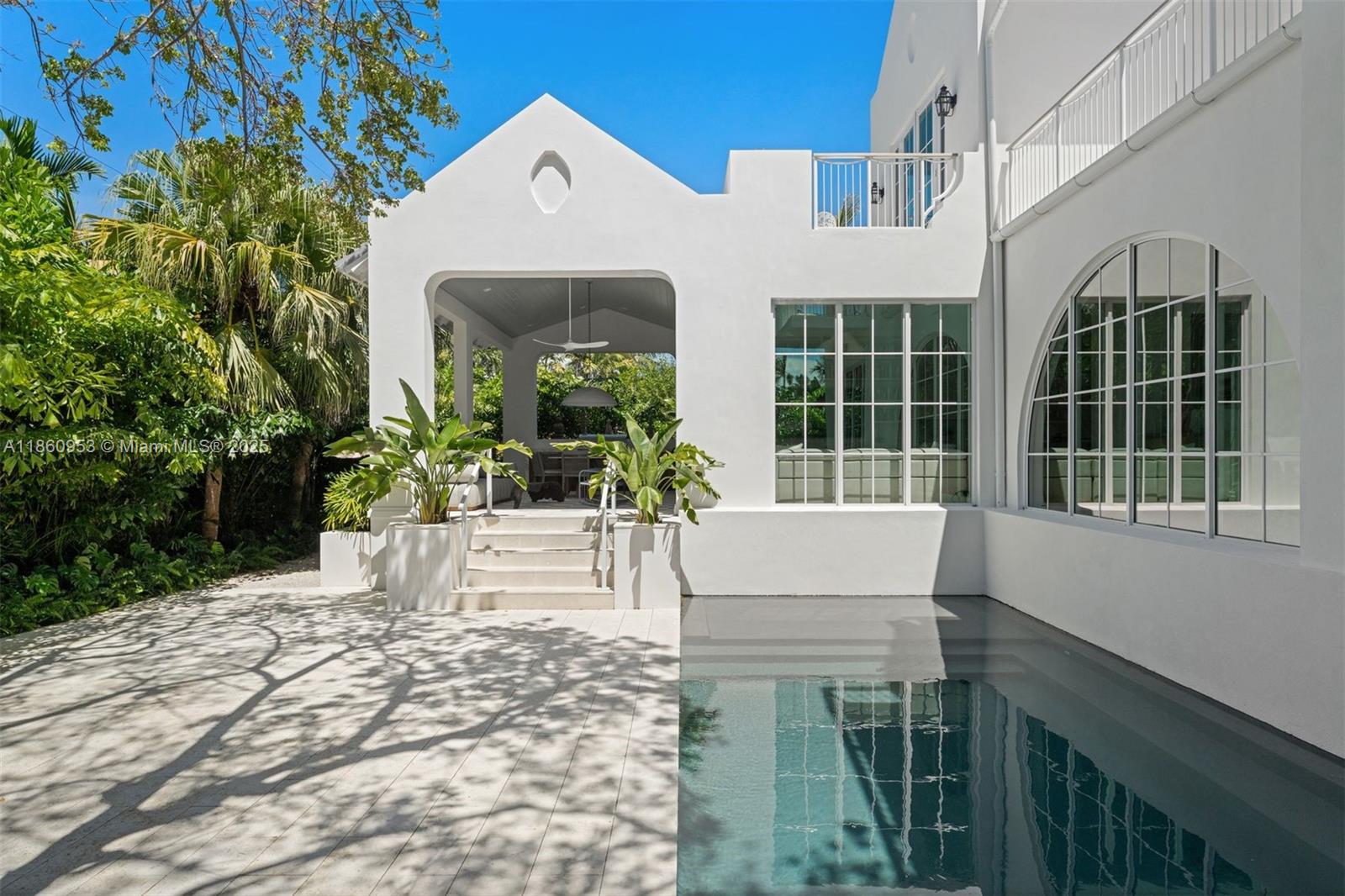 TROPICAL ISLE HOMES SUB 4 - Residential