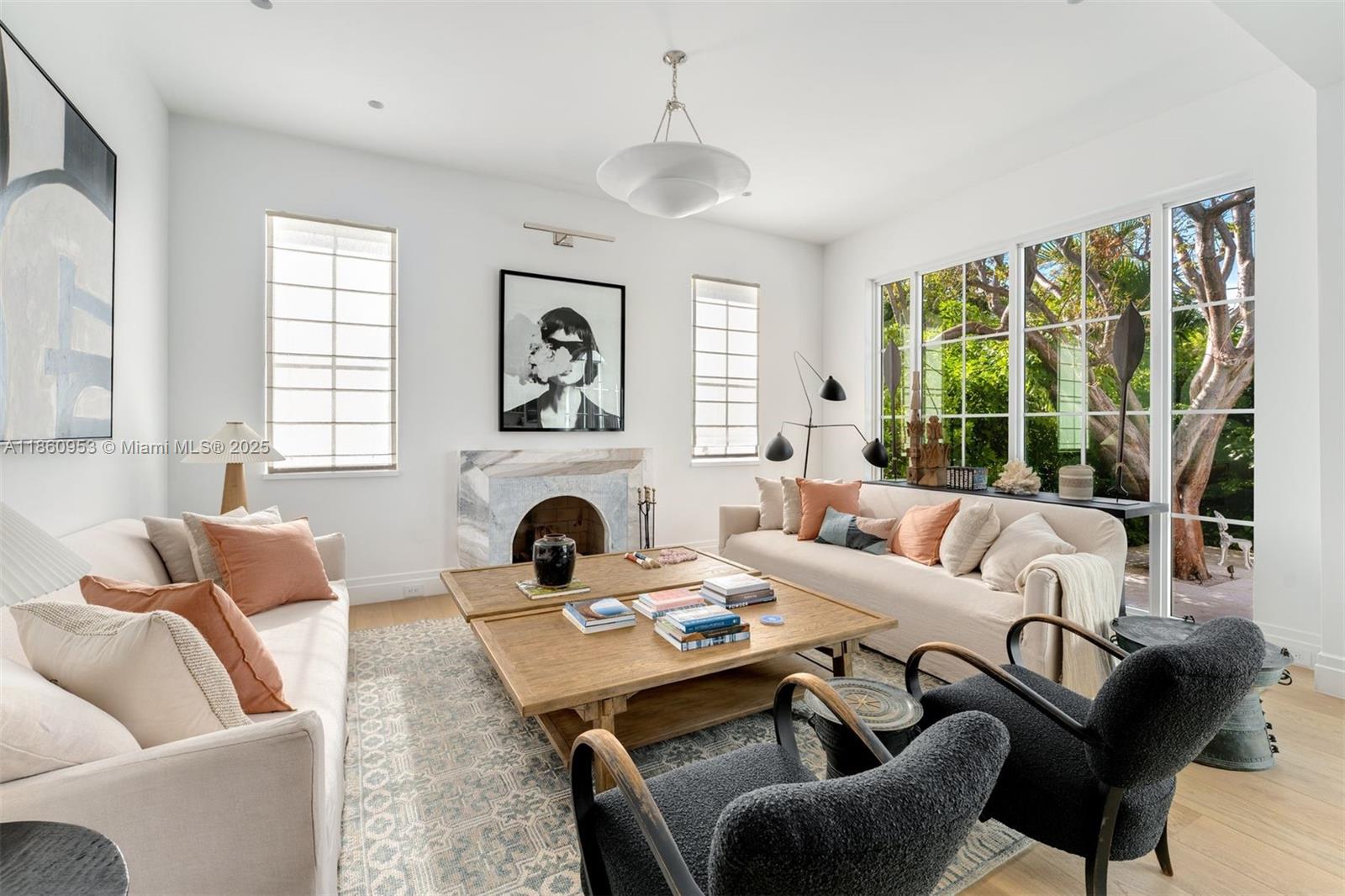 TROPICAL ISLE HOMES SUB 4 - Residential