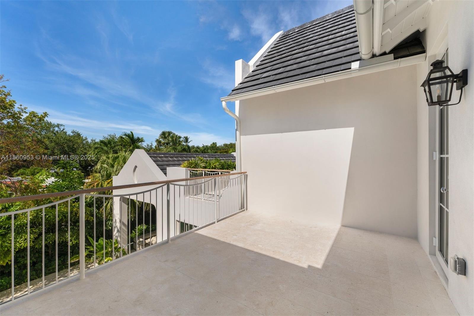 TROPICAL ISLE HOMES SUB 4 - Residential