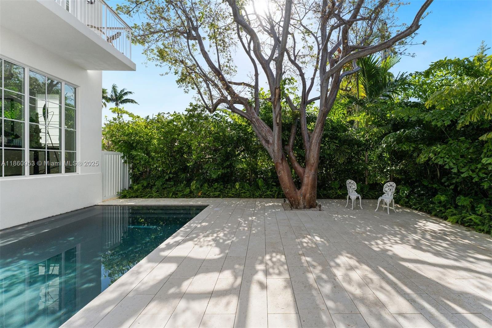 TROPICAL ISLE HOMES SUB 4 - Residential