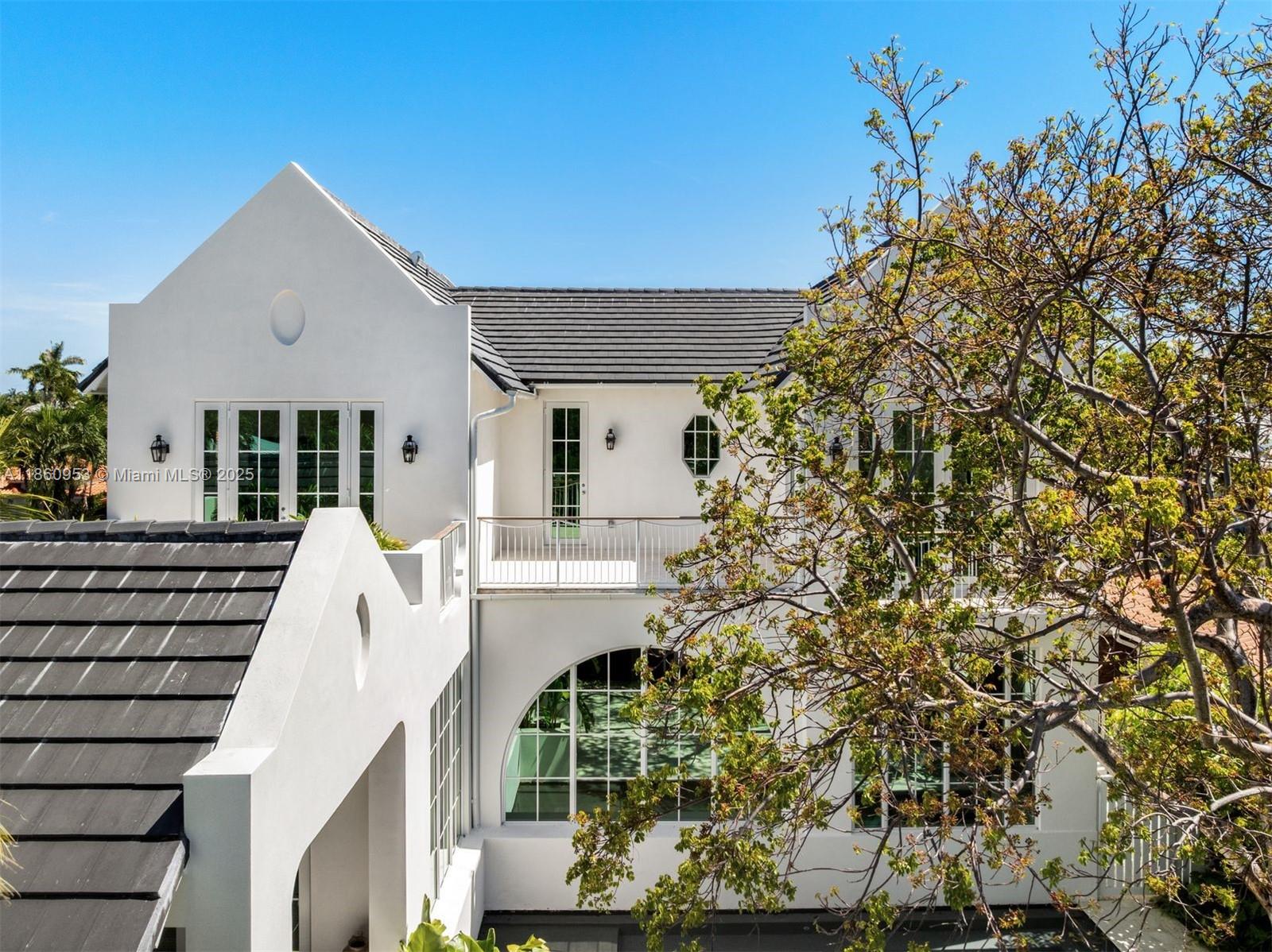 TROPICAL ISLE HOMES SUB 4 - Residential