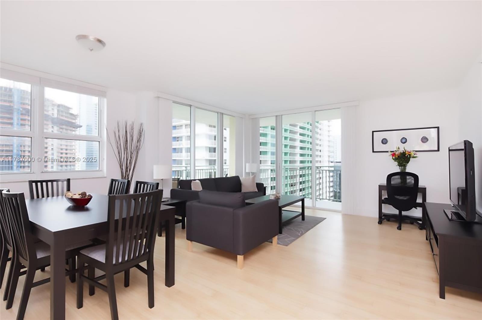 1155 Brickell Bay Dr 2701