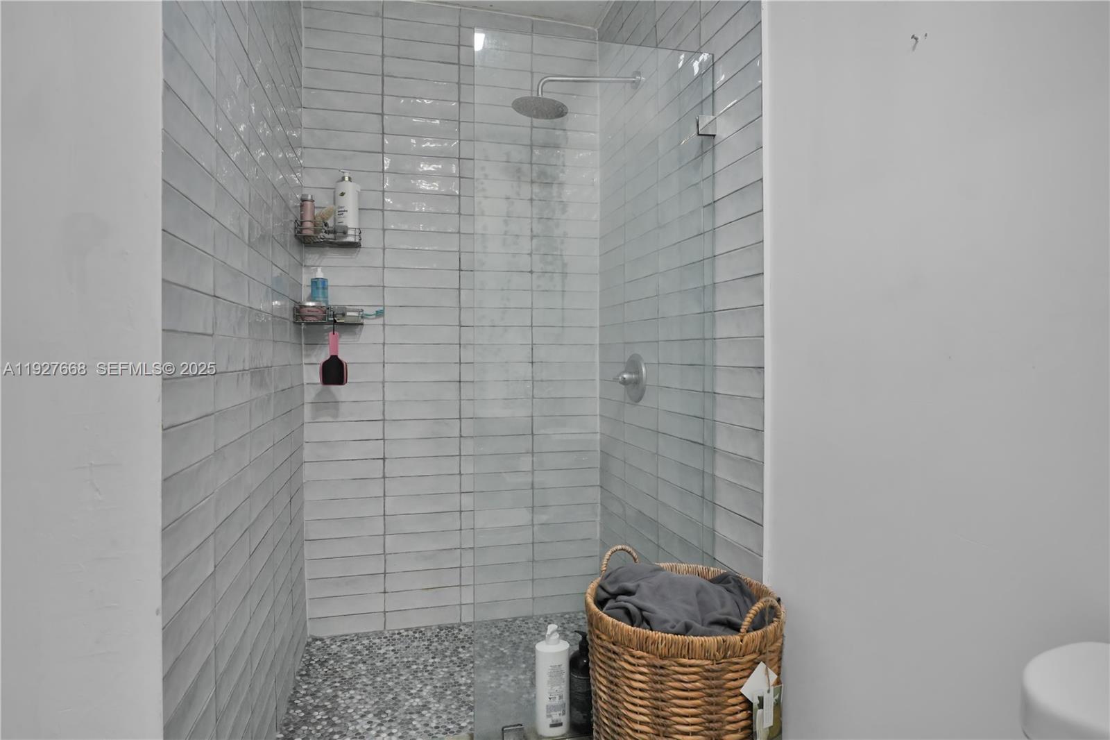 CITY OF MIAMI SOUTH - Residential Income