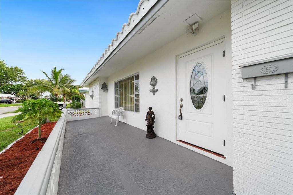 Photo of 7507 NW 70th Ave, Tamarac, FL 33321 (MLS # A11625774)