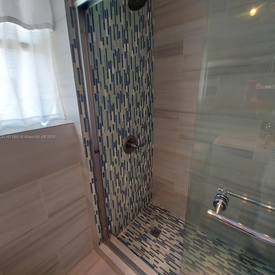 HOLIDAY TOWERS CONDO - Residential Lease