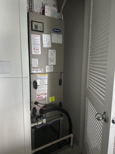 MIAMI LAND AND DEVELOPMEN - Residential Lease