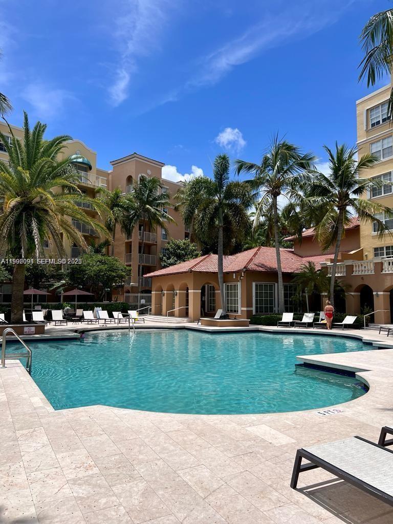 THE YACHT CLUB AT AVENTUR - Residential