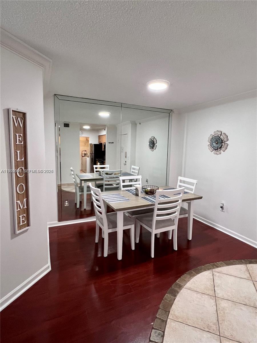 THE YACHT CLUB AT AVENTUR - Residential