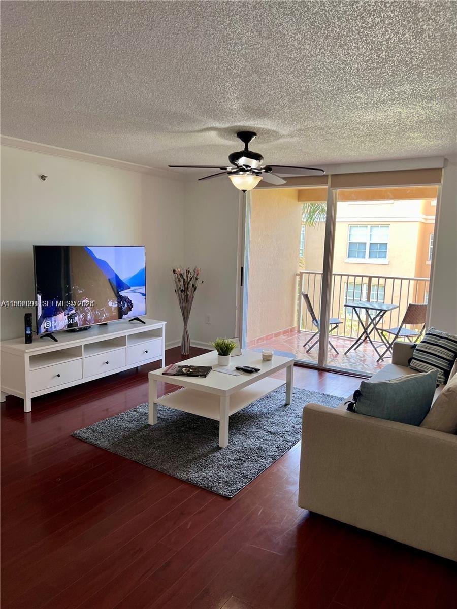 THE YACHT CLUB AT AVENTUR - Residential