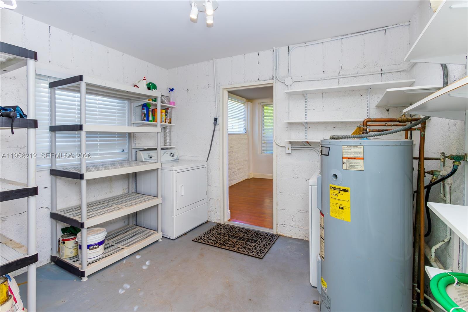 RIVIERA ESTATES 2ND ADDN - Residential