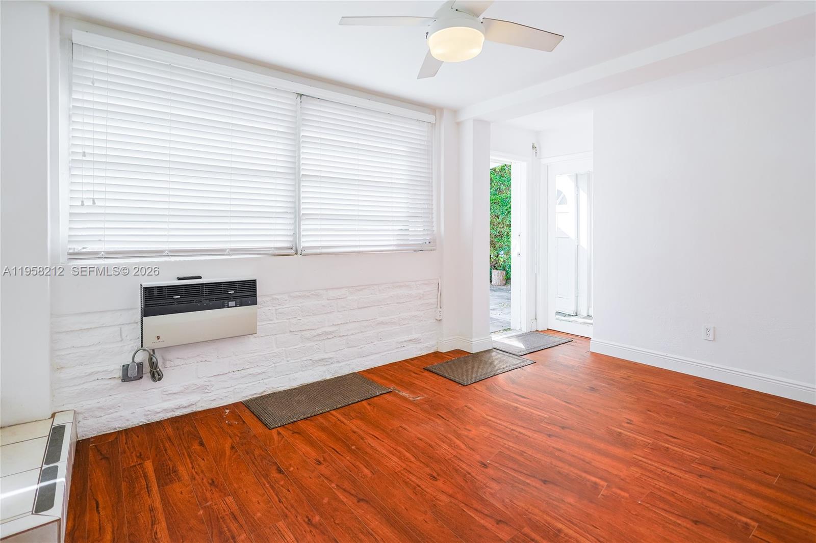 RIVIERA ESTATES 2ND ADDN - Residential