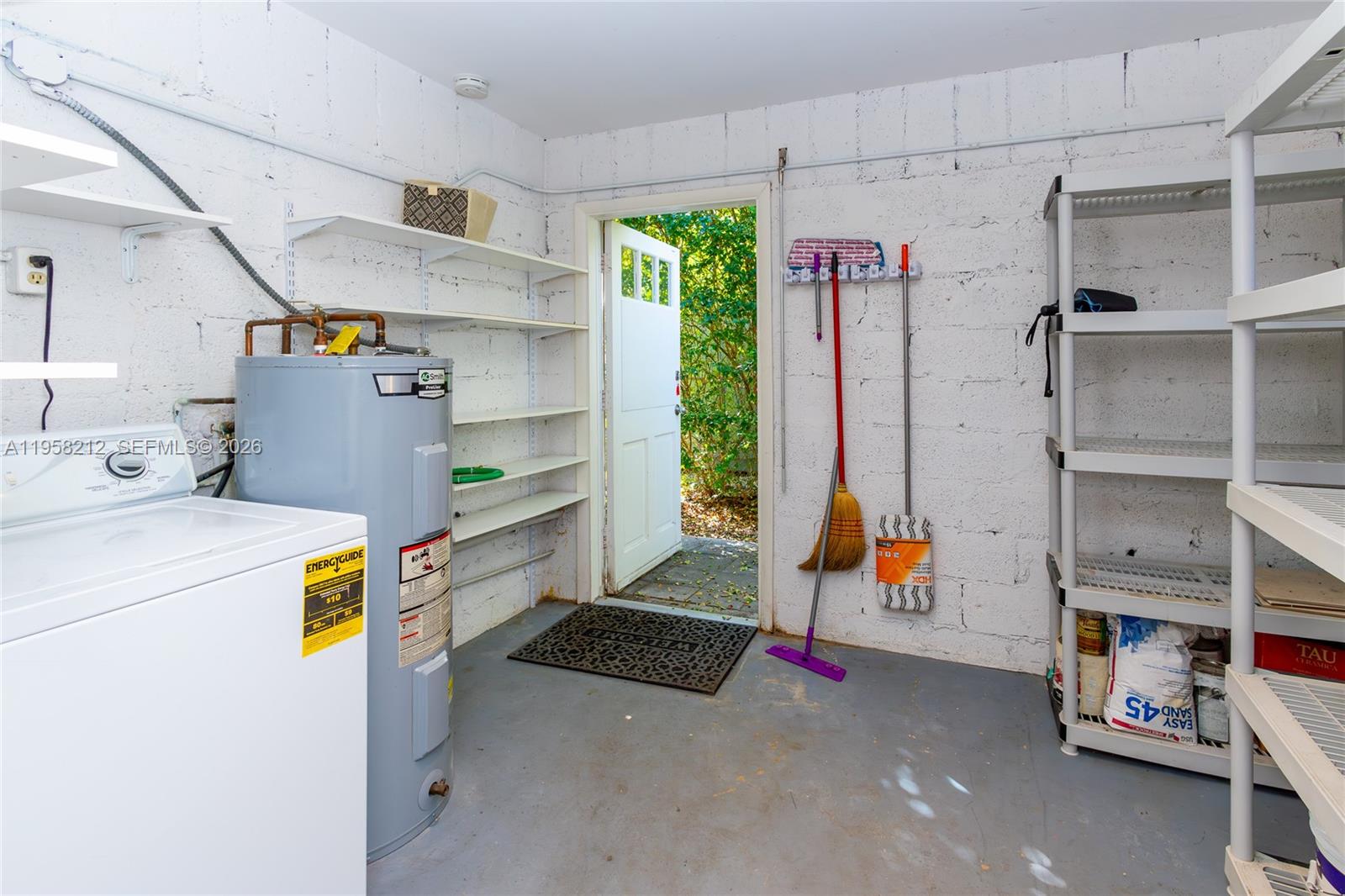 RIVIERA ESTATES 2ND ADDN - Residential