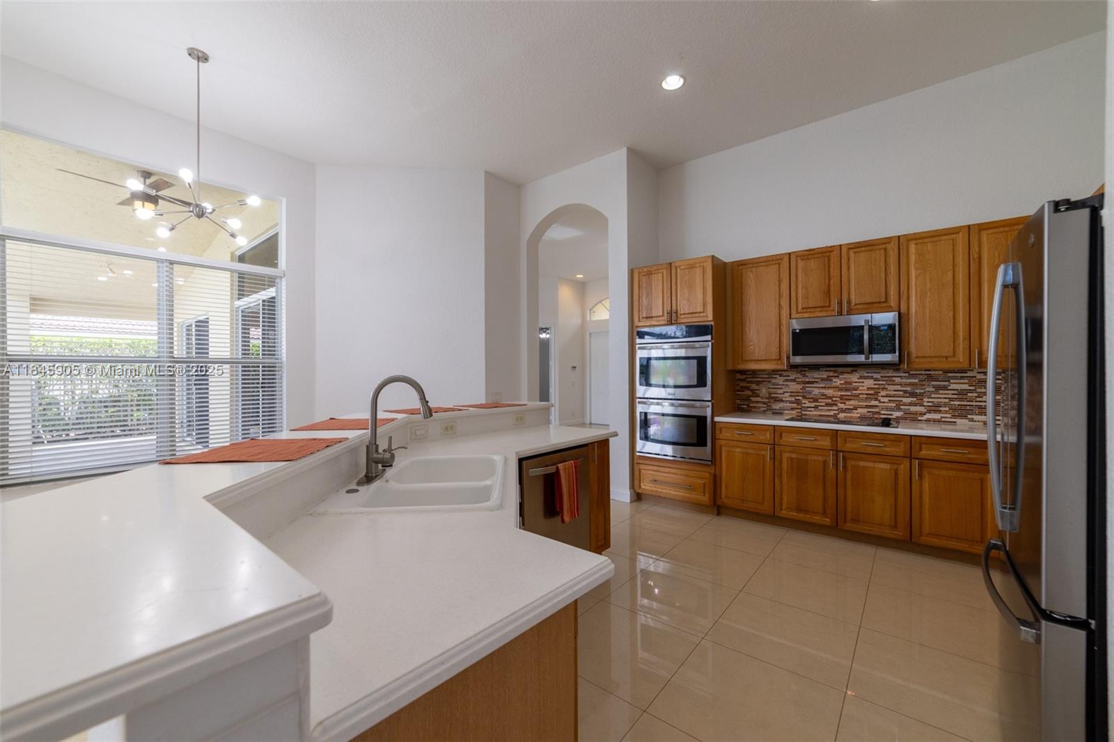 SECTOR 2-PARCELS 11 27 28 - Residential Lease