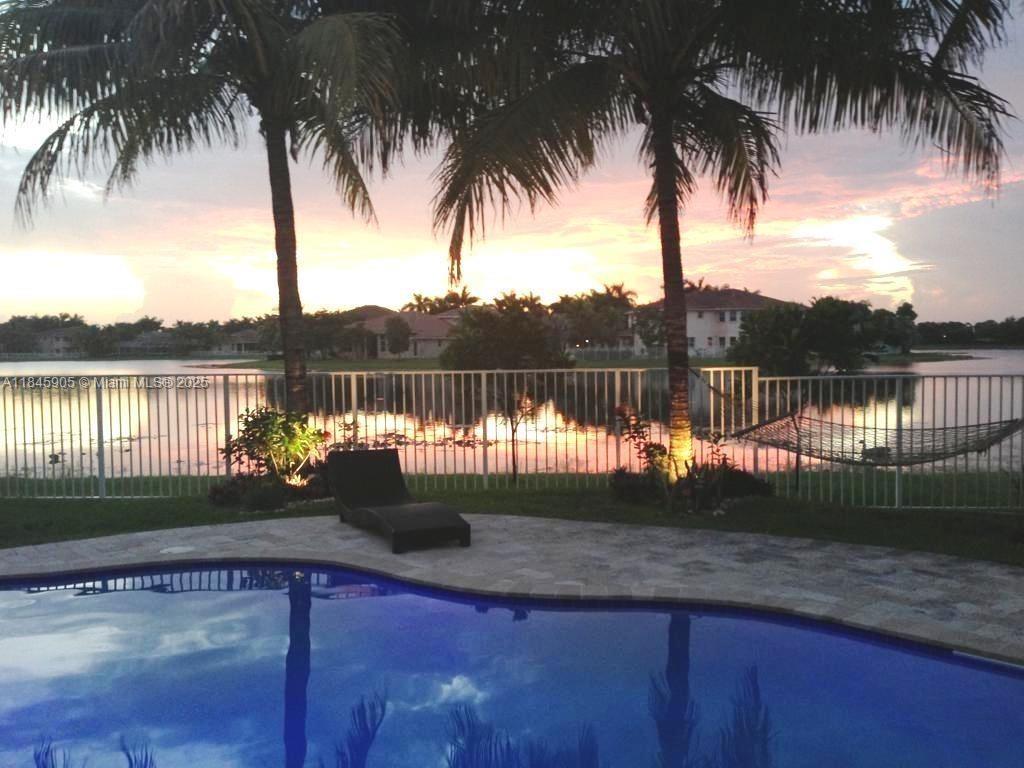 SECTOR 2-PARCELS 11 27 28 - Residential Lease